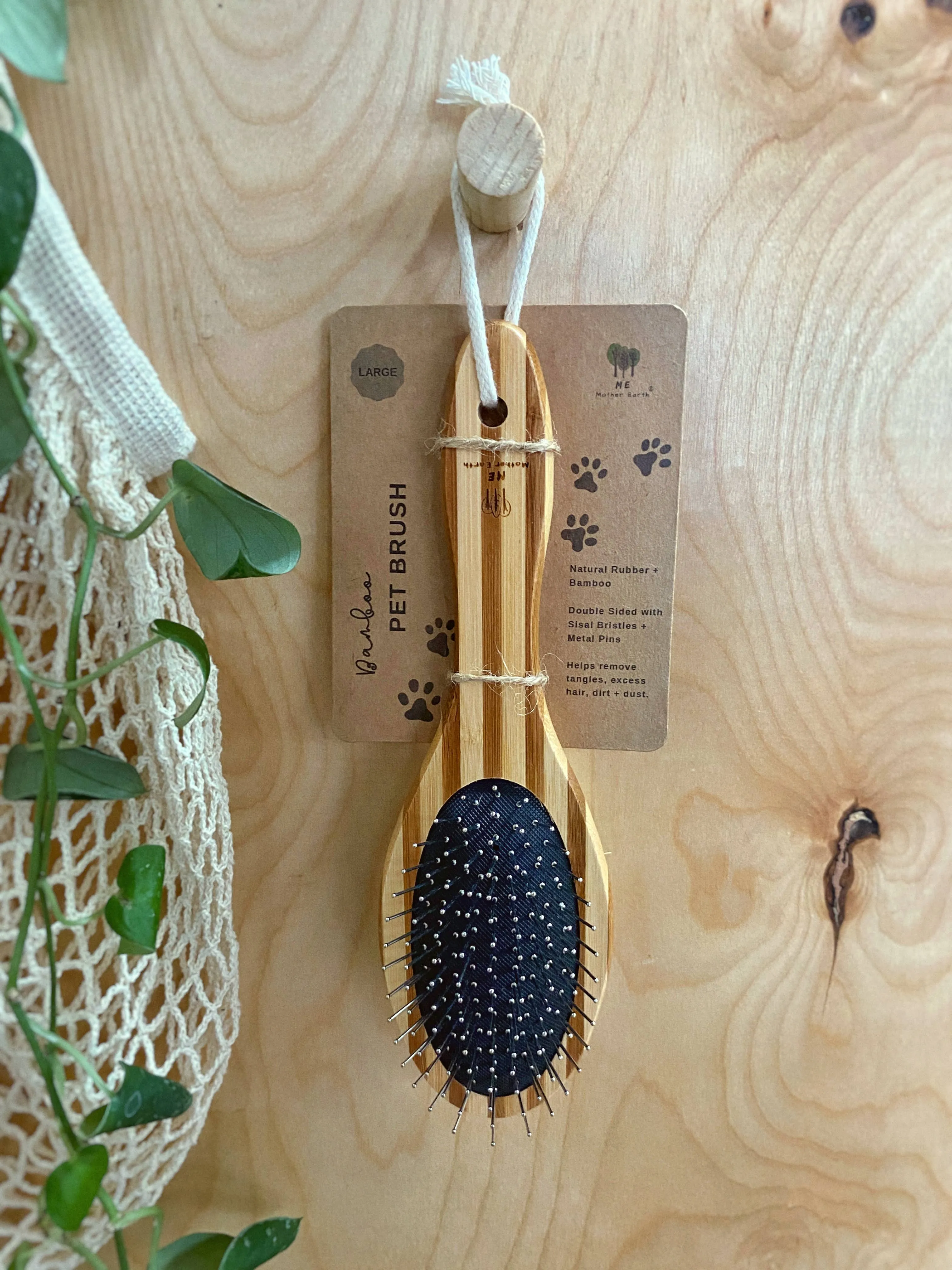 Me Mother Earth- Double-Sided Bamboo Pet Brush