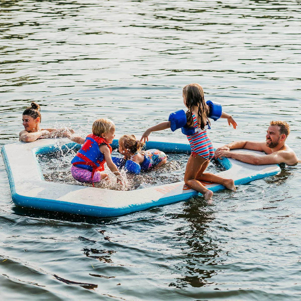 Mission Reef 053 Lite Inflatable Floating Splash Pool